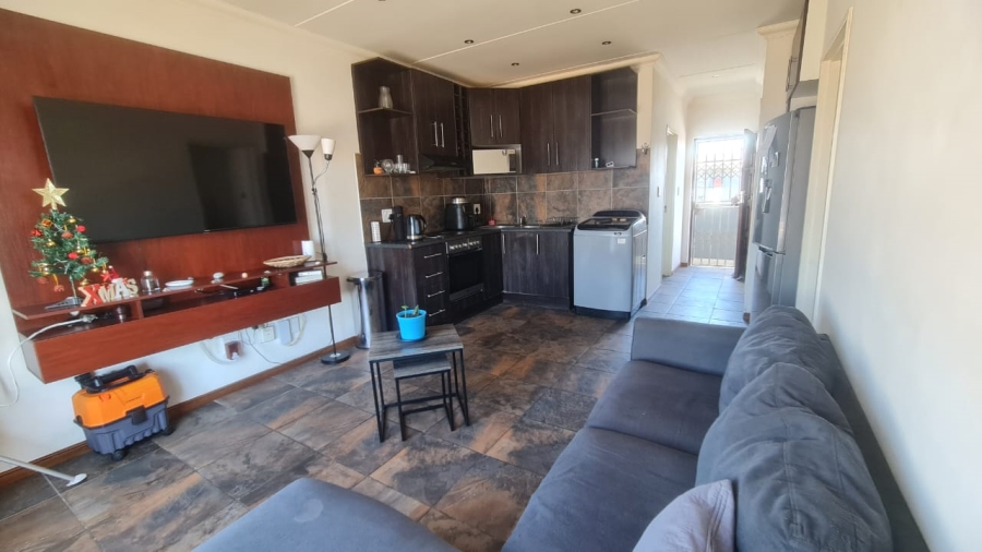 To Let 2 Bedroom Property for Rent in Hagley Western Cape